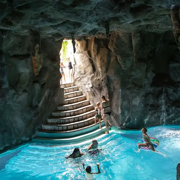 Hvidbjerg Strand Camping Resort Badeland Grotte